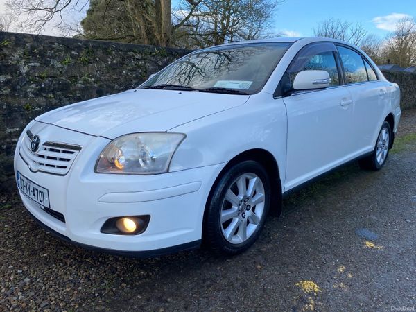 Toyota Avensis Saloon, Petrol, 2007, White