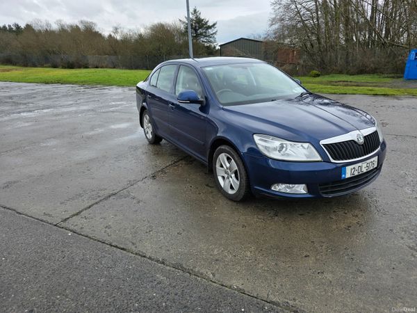 Skoda Octavia Hatchback, Diesel, 2012, Blue