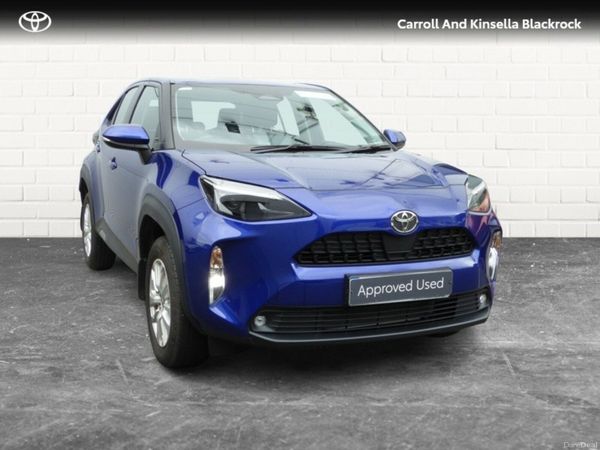 Toyota Yaris Cross Hatchback, Petrol Hybrid, 2022, Blue