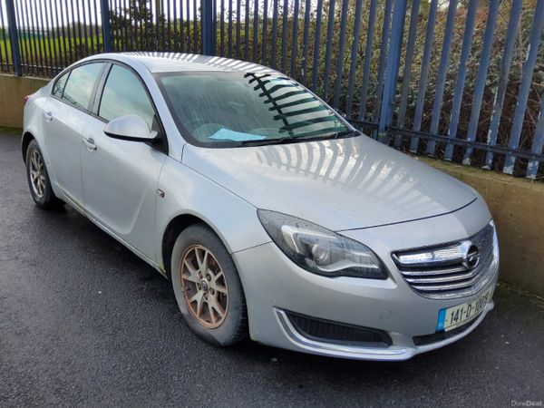 Opel Insignia Saloon, Diesel, 2014, Silver