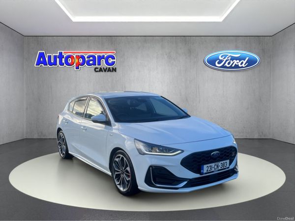 Ford Focus Hatchback, Diesel, 2023, White