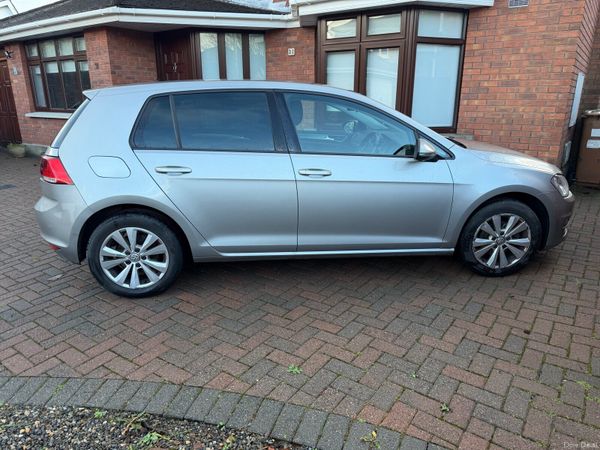 Volkswagen Golf Estate, Petrol, 2015, Silver