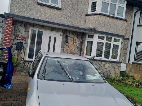 Nissan Almera Saloon, Petrol, 1998, Grey