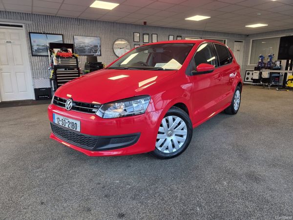 Volkswagen Polo Hatchback, Petrol, 2012, Red