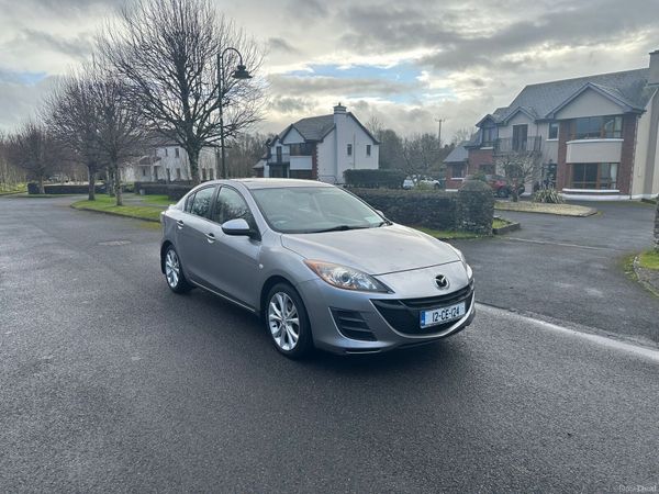 Mazda Mazda3 Saloon, Diesel, 2012, Grey