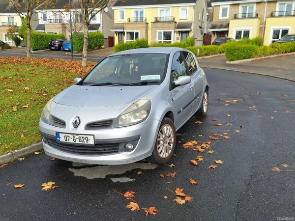Renault Clio Hatchback, Petrol, 2007, Silver
