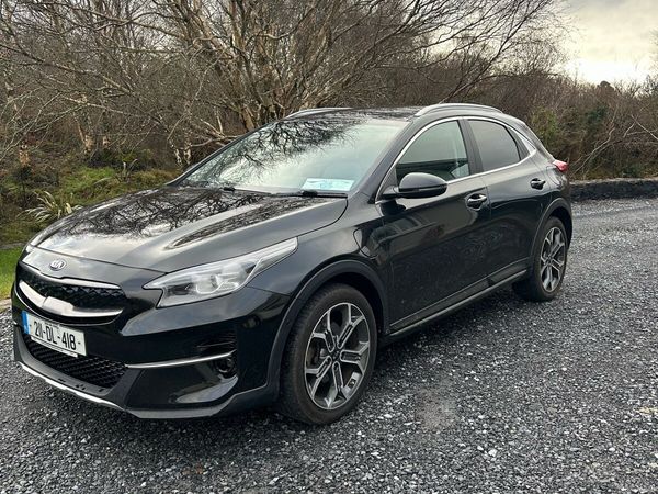 Kia XCeed Hatchback, Petrol Plug-in Hybrid, 2021, Black