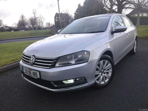 Volkswagen Passat Saloon, Diesel, 2013, Silver