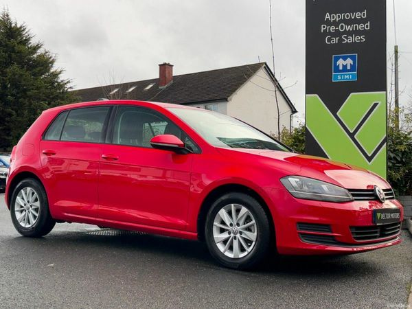 Volkswagen Golf Hatchback, Petrol, 2016, Red
