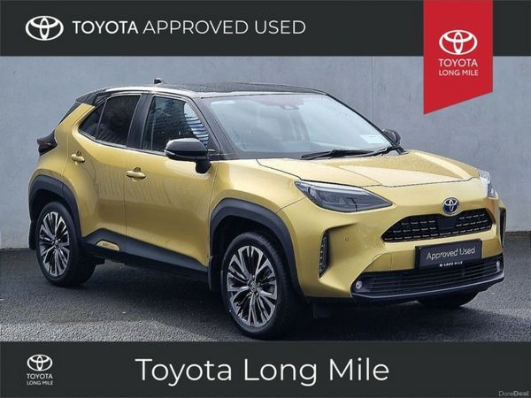 Toyota Yaris Cross Hatchback, Petrol Hybrid, 2023, Gold