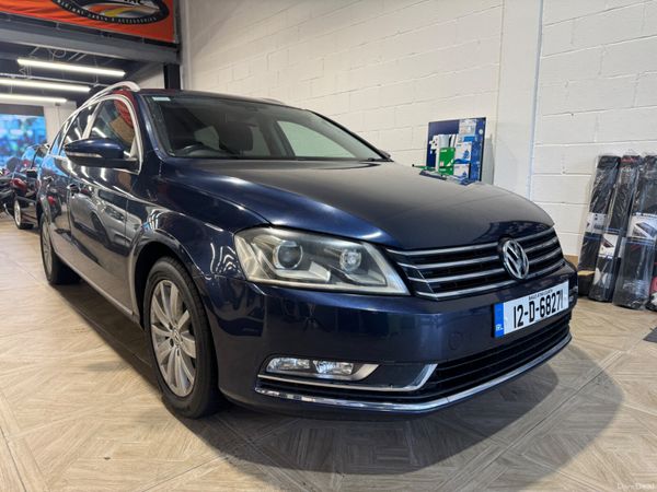Volkswagen Passat Estate, Petrol, 2012, Blue