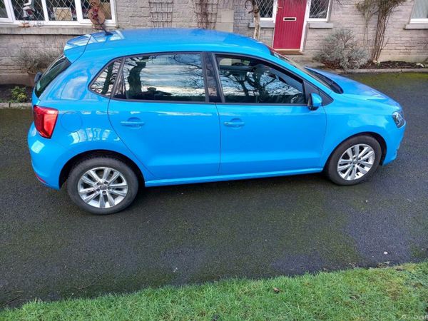Volkswagen Polo Hatchback, Petrol, 2016, Blue