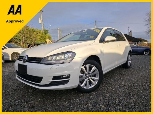 Volkswagen Golf Hatchback, Petrol, 2016, White