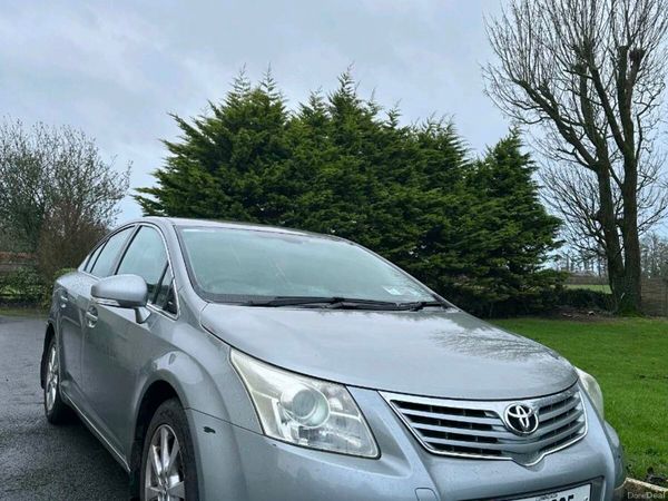 Toyota Avensis Saloon, Diesel, 2011, Grey