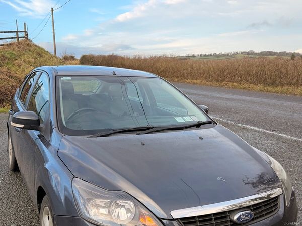 Ford Focus Hatchback, Petrol, 2008, Grey
