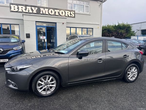 Mazda Mazda3 Hatchback, Petrol, 2018, Grey