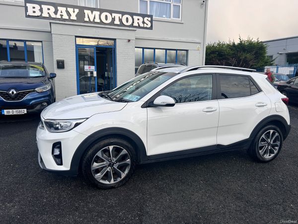 Kia Stonic Estate/Jeep, Petrol, 2018, White