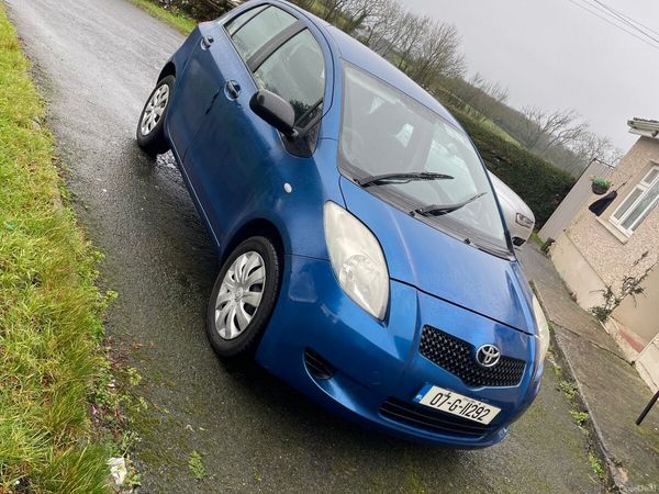 Toyota Yaris Hatchback, Petrol, 2007, Blue
