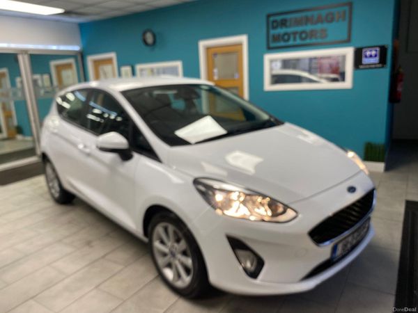 Ford Fiesta Hatchback, Petrol, 2018, White