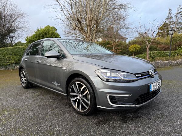 Volkswagen Golf Estate, Electric, 2019, Grey