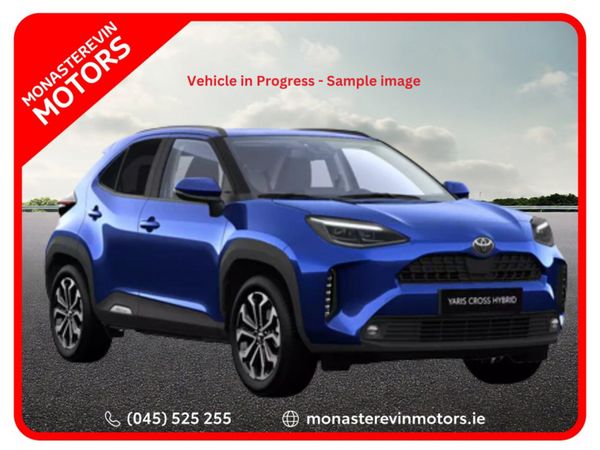 Toyota Yaris Cross Hatchback, Petrol Hybrid, 2025, Blue