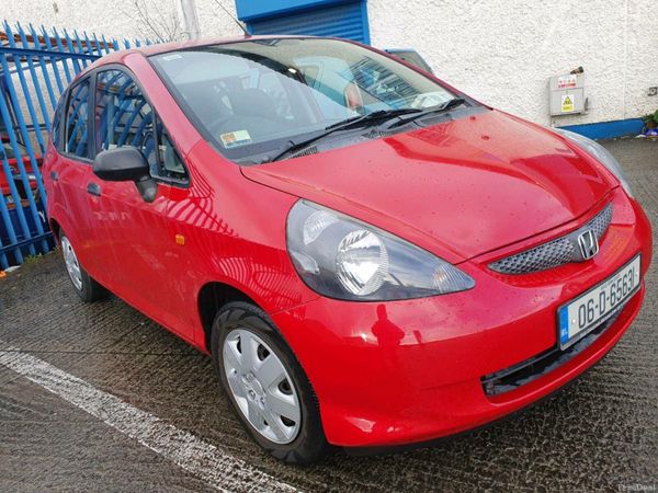 Honda Jazz Hatchback, Petrol, 2006, Red