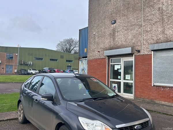 Ford Focus Hatchback, Diesel, 2011, Grey