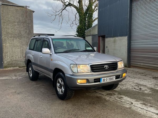 Toyota Land Cruiser SUV, Diesel, 2000, Silver