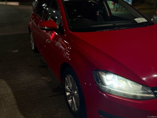 Volkswagen Golf Hatchback, Petrol, 2017, Red