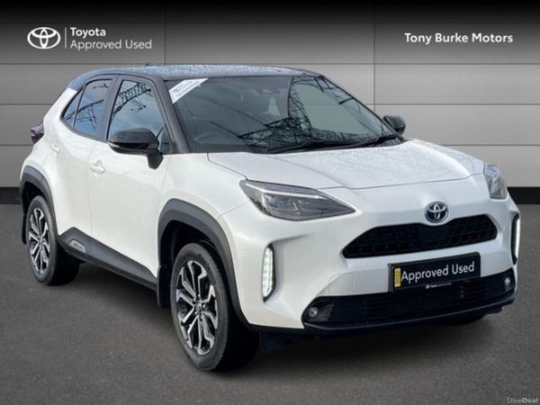 Toyota Yaris Cross SUV, Petrol Hybrid, 2022, White