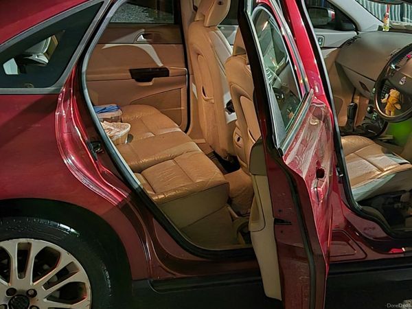 Volvo S40 Saloon, Petrol, 2006, Red