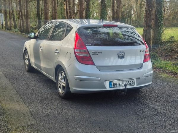 Hyundai i30 Hatchback, Diesel, 2009, Silver