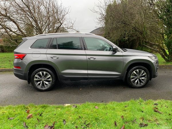 Skoda Kodiaq SUV, Diesel, 2023, Grey