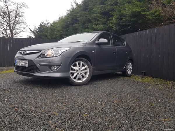 Hyundai i30 Hatchback, Diesel, 2010, Grey