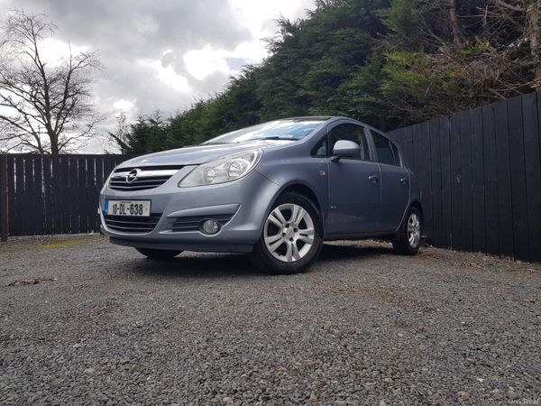 Opel Corsa Hatchback, Petrol, 2010, Silver