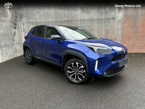 Toyota Yaris Cross Hatchback, Petrol Hybrid, 2022, Blue
