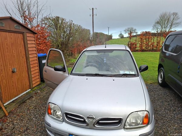 Nissan Micra Hatchback, Petrol, 2001, Silver
