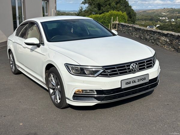 Volkswagen Passat Saloon, Diesel, 2015, White