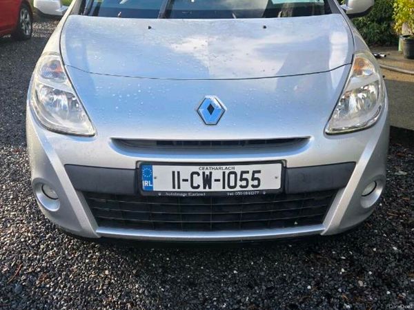Renault Clio Hatchback, Ethanol Petrol, 2011, Silver
