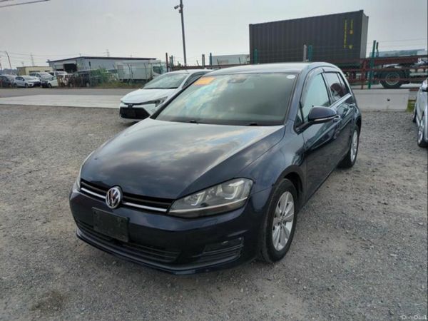 Volkswagen Golf Hatchback, Petrol, 2016, Blue