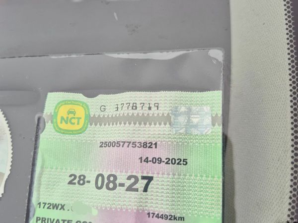 Toyota Avensis Saloon, Diesel, 2017, Grey