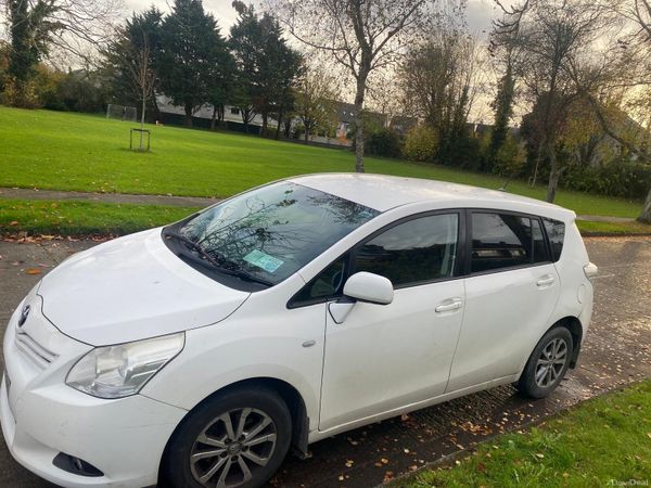 Toyota Verso MPV, Diesel, 2012, White