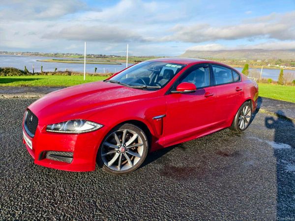 Jaguar XF Saloon, Diesel, 2015, Red