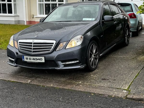 Mercedes-Benz E-Class Saloon, Diesel, 2012, Grey