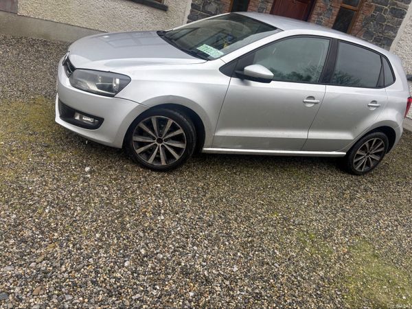 Volkswagen Polo Hatchback, Diesel, 2011, Silver