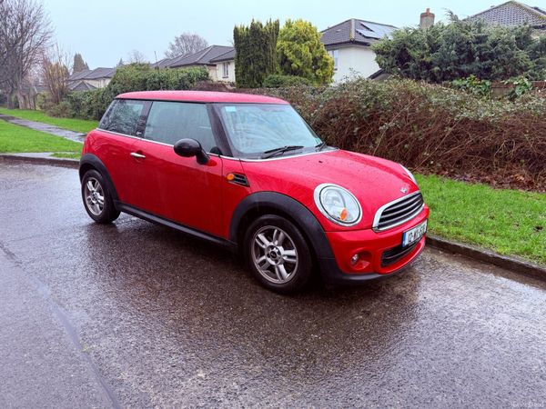 Mini First Hatchback, Petrol, 2012, Red