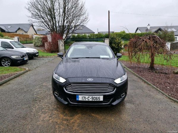Ford Mondeo Hatchback, Diesel, 2017, Black
