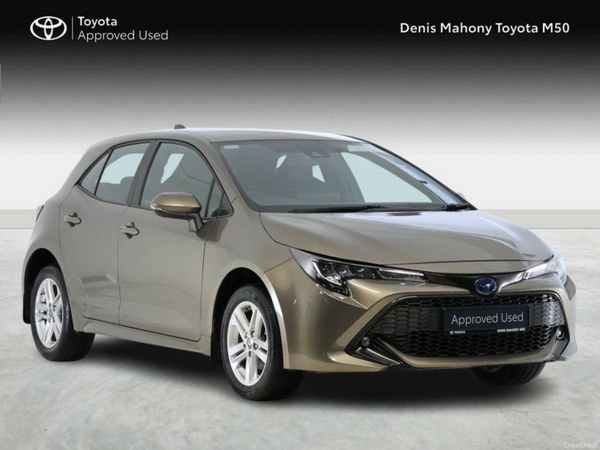 Toyota Corolla Hatchback, Petrol Hybrid, 2022, Green