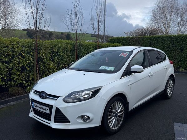 Ford Focus Hatchback, Petrol, 2013, White