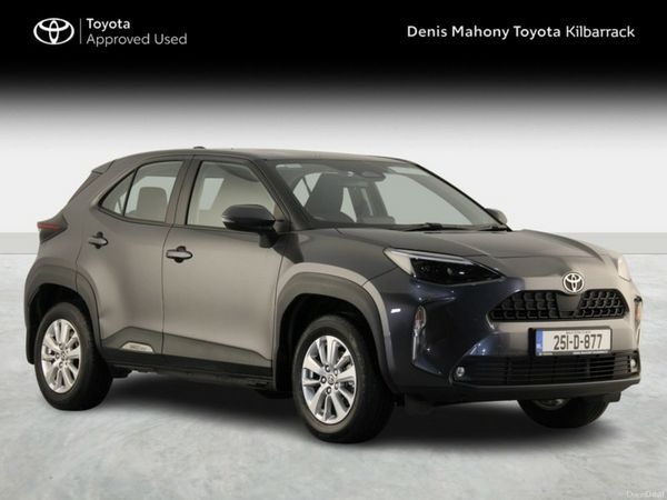 Toyota Yaris Cross Hatchback, Petrol Hybrid, 2025, Grey